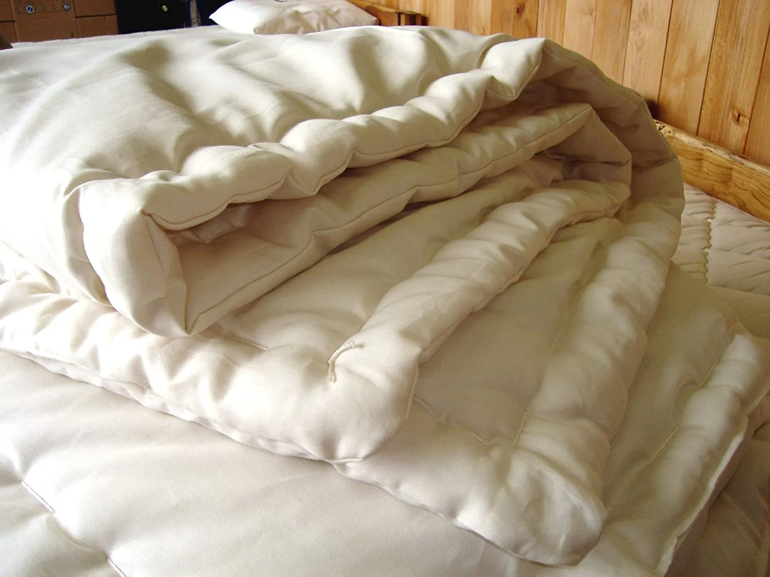 Organic Wool Comforter. Made in USA